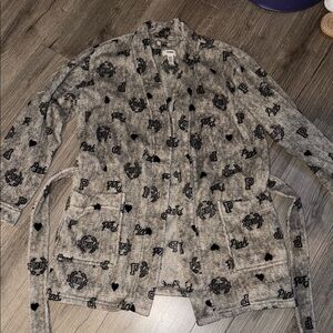 PINK Victoria's Secret Gray and Black Logo Robe
